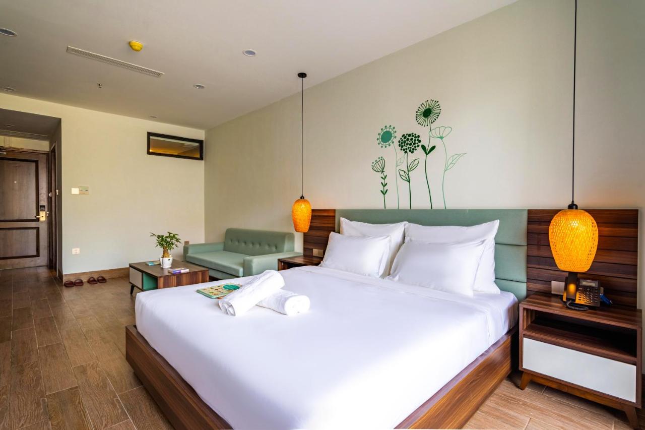 Sea Breeze Condotel Danang Esterno foto
